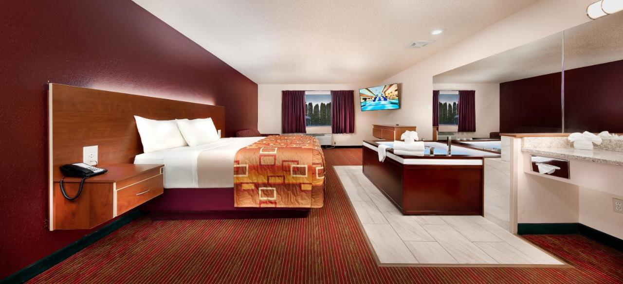 Grand Marquis Waterpark Hotel & Suites Lake Delton Exterior foto