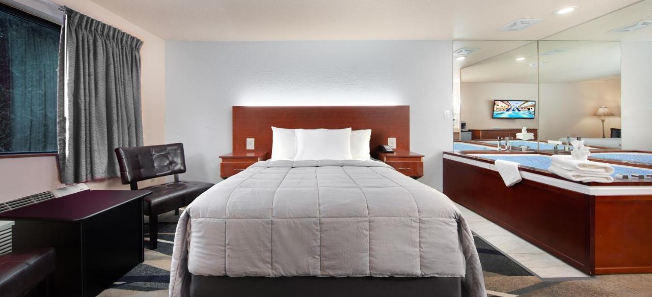 Grand Marquis Waterpark Hotel & Suites Lake Delton Exterior foto