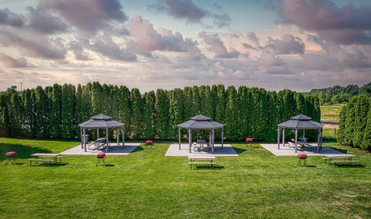 Grand Marquis Waterpark Hotel & Suites Lake Delton Exterior foto