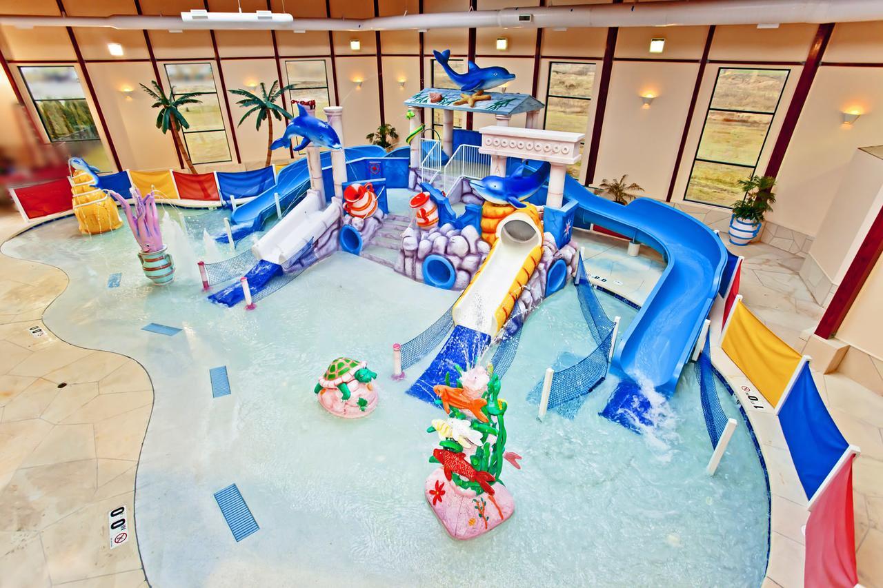Grand Marquis Waterpark Hotel & Suites Lake Delton Exterior foto